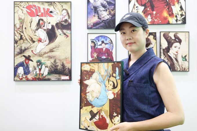 한국복식과학학과 21학번 우나영 학우