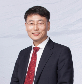 경찰학과 신이철교수