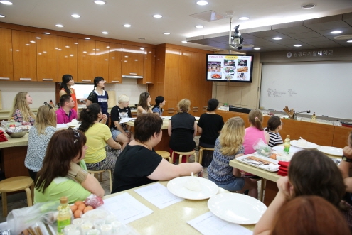 조리실습실 수업 진행 모습