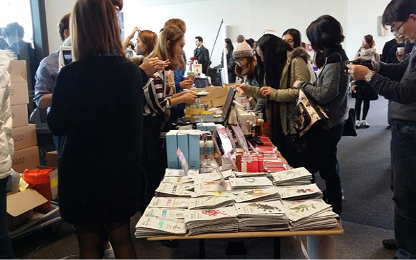 사진 설명 넣기