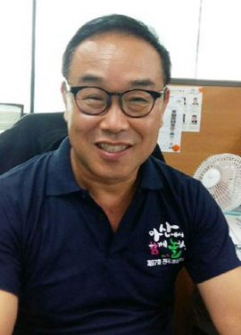 전통공연예술학과 졸업생 최완수 주무관 가수 데뷔