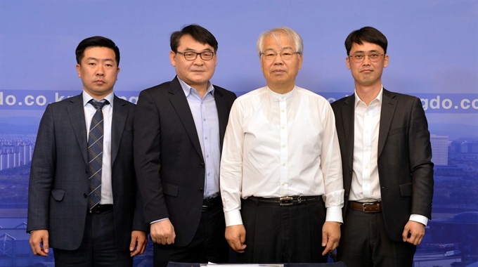 부동산학과 강남훈 교수 토론사진